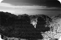 Fotografía montañas blanco y negro 

 ref:0013